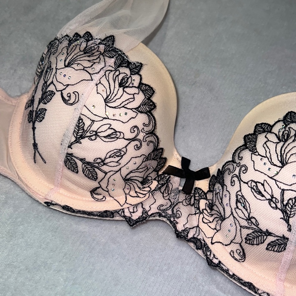 Victoria Secret Dream Angels Demi Bra 36B - Picture 2 of 6